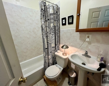 6 Brevoort Place - Photo Thumbnail 9