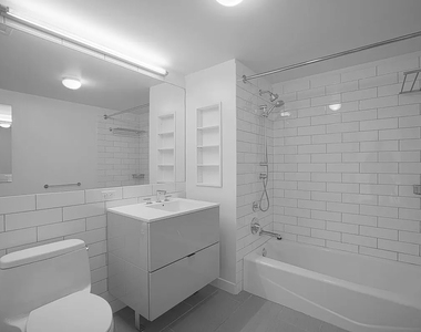 West 113th Street - Photo Thumbnail 3