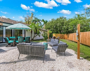 2911 Woodpine Court - Photo Thumbnail 48