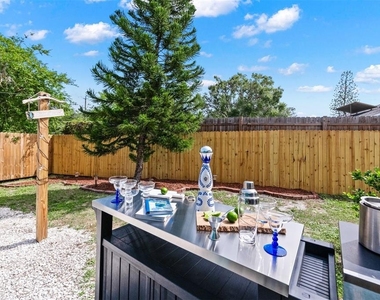 2911 Woodpine Court - Photo Thumbnail 44
