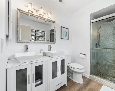 2911 Woodpine Court - Photo Thumbnail 26