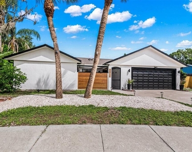 2911 Woodpine Court - Photo Thumbnail 51