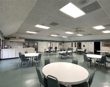 4211 Stratford Drive - Photo Thumbnail 23