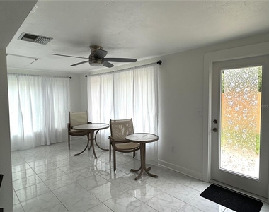 4211 Stratford Drive - Photo Thumbnail 16