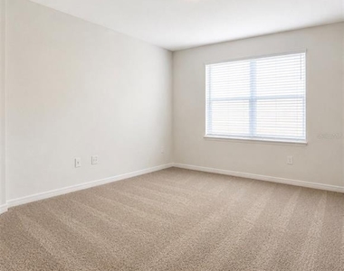 3114 Viceroy Court - Photo Thumbnail 7