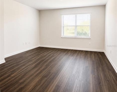 3114 Viceroy Court - Photo Thumbnail 3