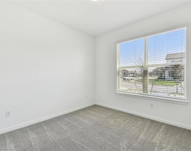 6741 Michael Favor Way - Photo Thumbnail 12