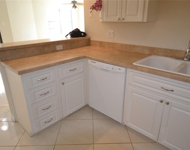 605 Lennox Road W - Photo Thumbnail 9