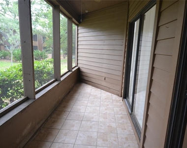 605 Lennox Road W - Photo Thumbnail 18