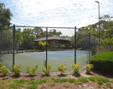605 Lennox Road W - Photo Thumbnail 35
