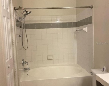 5602 Pinnacle Heights Circle - Photo Thumbnail 12