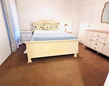 7071 Spanish Moss Lane - Photo Thumbnail 17
