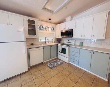 7071 Spanish Moss Lane - Photo Thumbnail 1