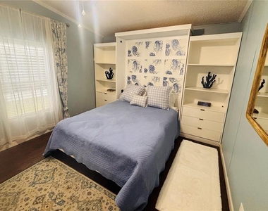 7071 Spanish Moss Lane - Photo Thumbnail 13