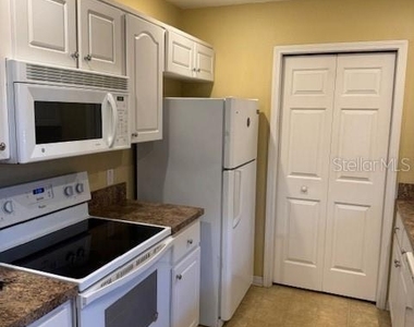 6740 Moonglow Drive - Photo Thumbnail 6