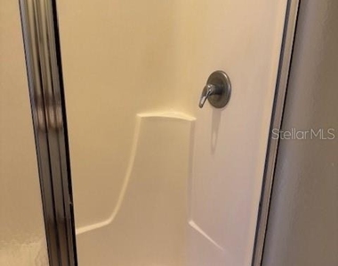 6740 Moonglow Drive - Photo Thumbnail 19