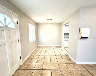 1458 Cleveland Street - Photo Thumbnail 3