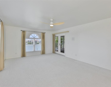 929 Symphony Isles Boulevard - Photo Thumbnail 35