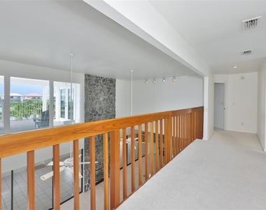 929 Symphony Isles Boulevard - Photo Thumbnail 27