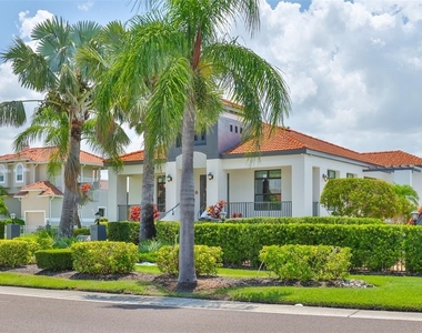 929 Symphony Isles Boulevard - Photo Thumbnail 54
