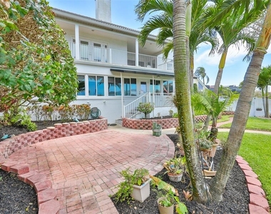 929 Symphony Isles Boulevard - Photo Thumbnail 44