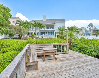 929 Symphony Isles Boulevard - Photo Thumbnail 47