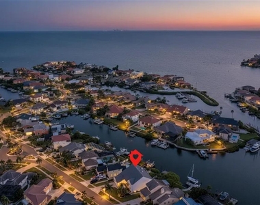 929 Symphony Isles Boulevard - Photo Thumbnail 4