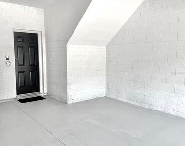 8427 Blue Rock Drive - Photo Thumbnail 42
