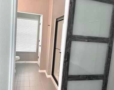 8427 Blue Rock Drive - Photo Thumbnail 27