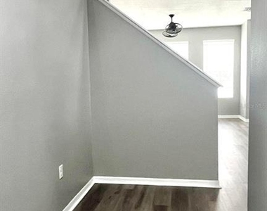 8427 Blue Rock Drive - Photo Thumbnail 16