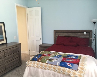 2902 Hansen Manor Lane - Photo Thumbnail 12