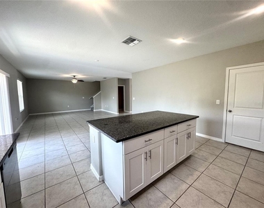 5415 Amaryllis Garden Street - Photo Thumbnail 4