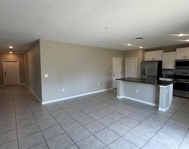 5415 Amaryllis Garden Street - Photo Thumbnail 9