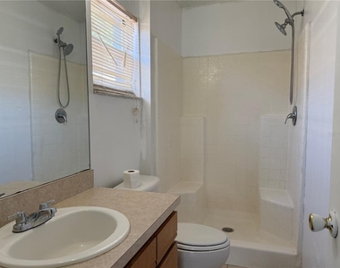 2427 Camden Oaks Place - Photo Thumbnail 5