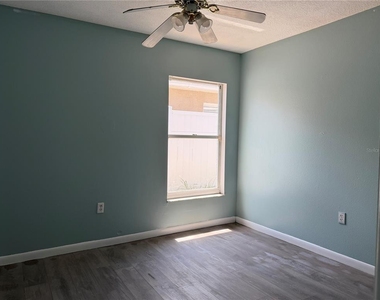 2427 Camden Oaks Place - Photo Thumbnail 11