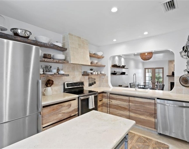 315 S Edison Avenue - Photo Thumbnail 25