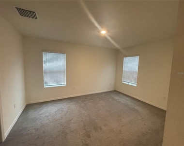 33952 Jasper Stone Drive - Photo Thumbnail 3