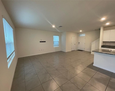 33952 Jasper Stone Drive - Photo Thumbnail 1