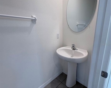 33952 Jasper Stone Drive - Photo Thumbnail 10