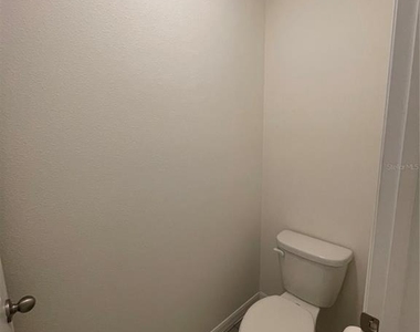 33952 Jasper Stone Drive - Photo Thumbnail 7