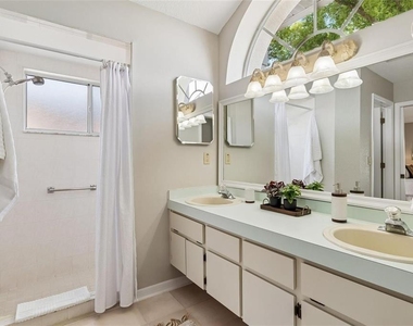 11349 Sand Hill Avenue - Photo Thumbnail 13
