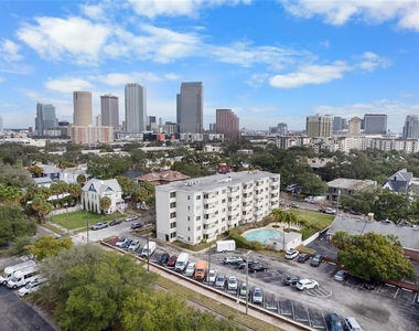 406 S Cedar Avenue - Photo Thumbnail 18
