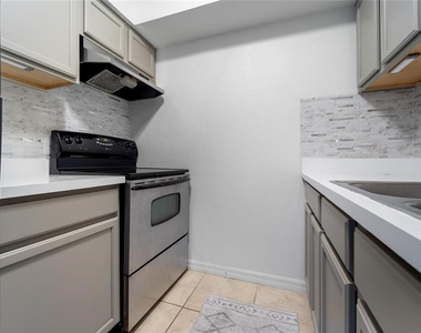 406 S Cedar Avenue - Photo Thumbnail 7