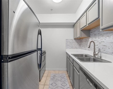 406 S Cedar Avenue - Photo Thumbnail 6
