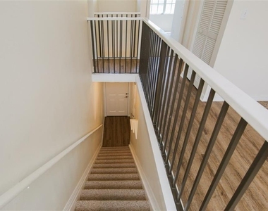 5655 Bentgrass Drive - Photo Thumbnail 4