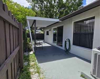 5401 Hopedale Drive - Photo Thumbnail 7