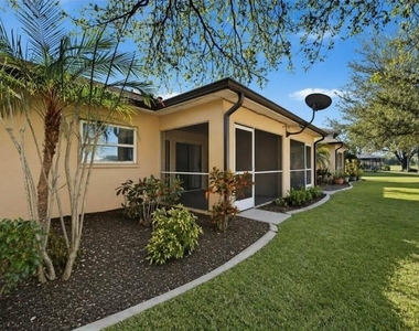 1203 Saxony Circle - Photo Thumbnail 14