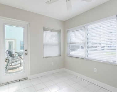8 Glencoe Place - Photo Thumbnail 20