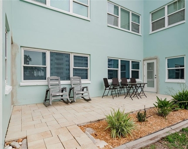 8 Glencoe Place - Photo Thumbnail 23