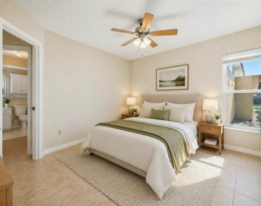 1203 Saxony Circle - Photo Thumbnail 4